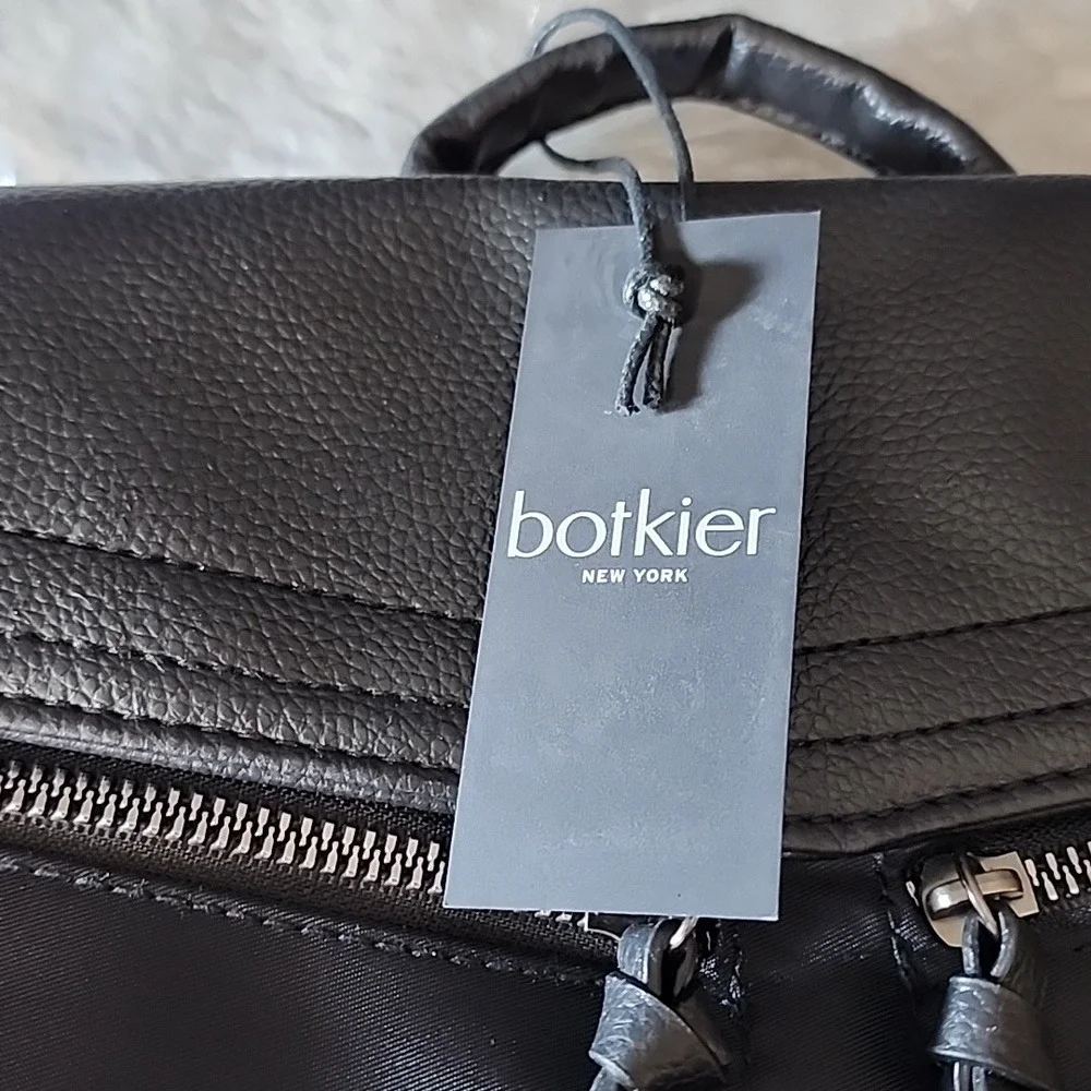 NWT Botkier New York Trigger Backpack Nylon Faux‎ Leather - Picture 2 of 9